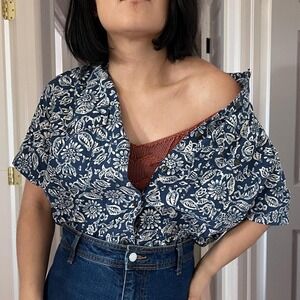 vintage 90s blue floral short sleeve button down cotton shirt Petite small